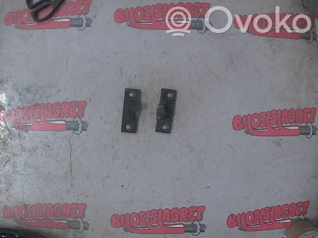 BMW 5 E60 E61 Front door upper hinge 