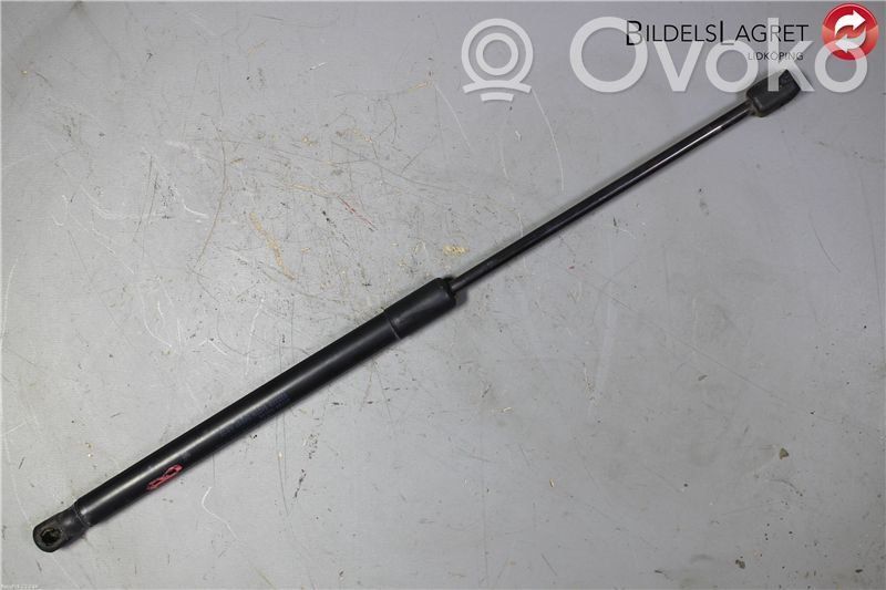 KIA Ceed Tailgate strut 