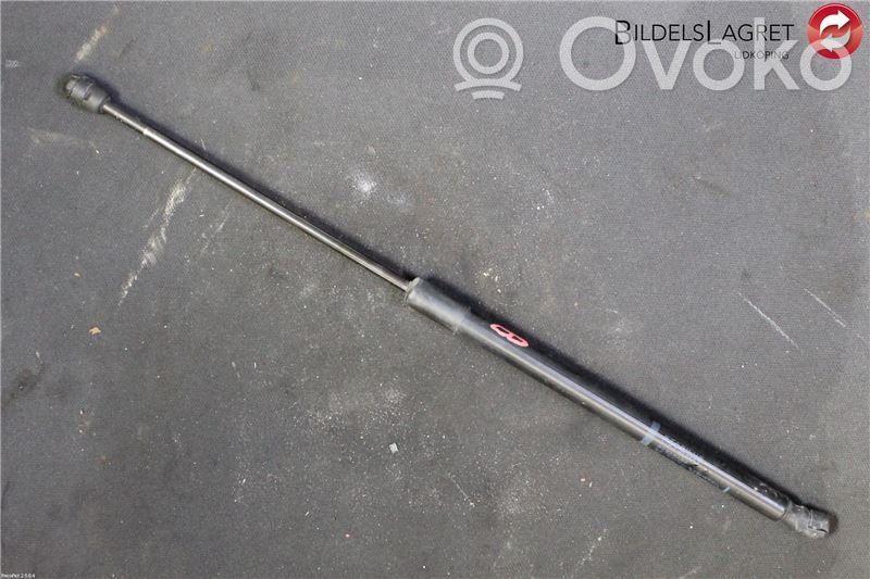 Mazda 3 I Tailgate strut 