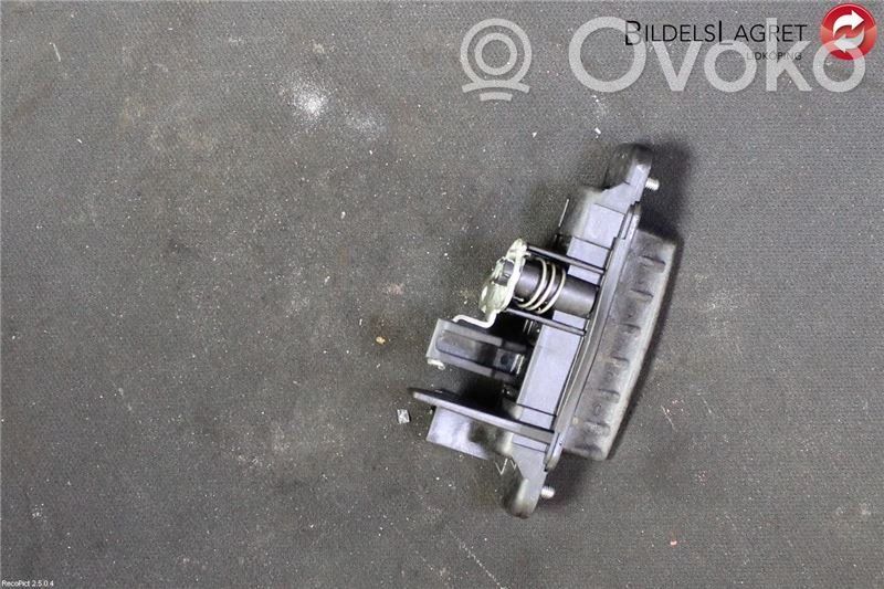 Mazda 3 I Tailgate/trunk/boot exterior handle 