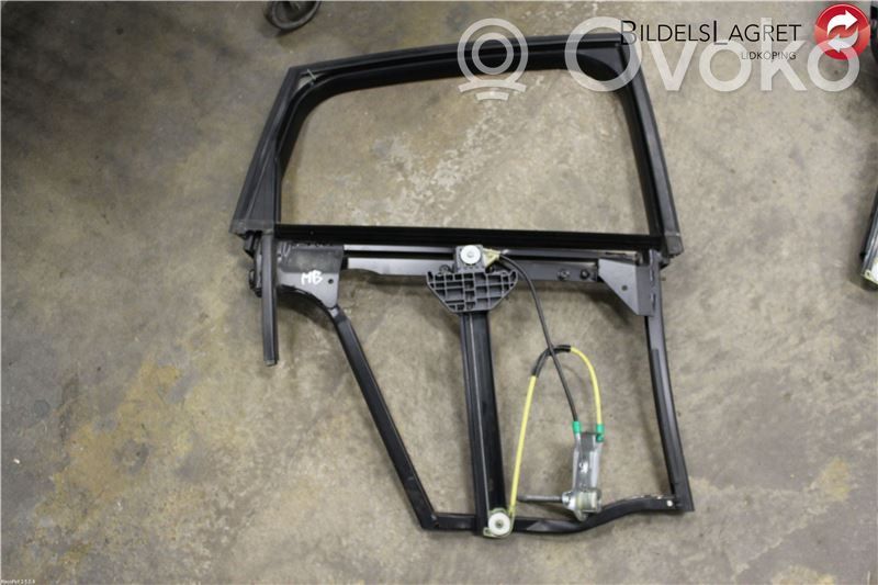 Audi A2 Mecanismo para subir la puerta delantera sin motor 