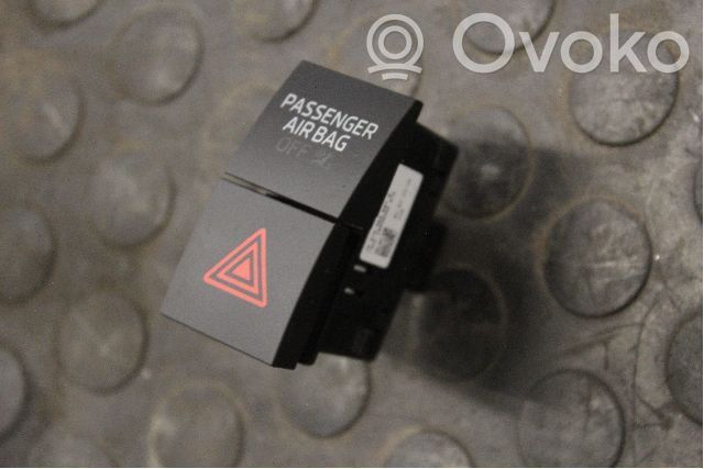 Botón interruptor de luz de peligro   5JA953507BFLI,5JA953507B,5JA953507B