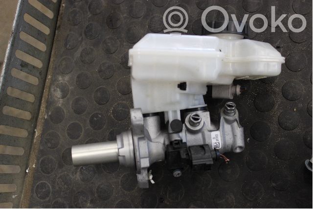 Volkswagen Golf VII Główny cylinder hamulca 