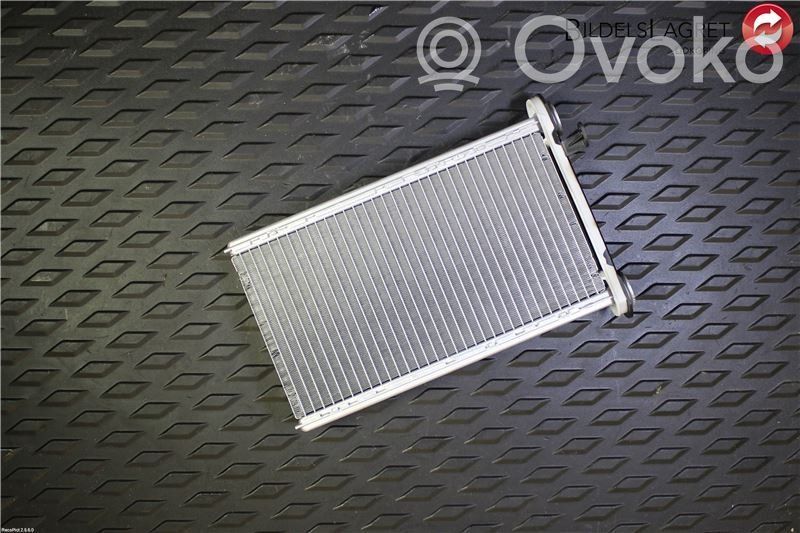 BMW 3 F30 F35 F31 Radiator aerotermă 