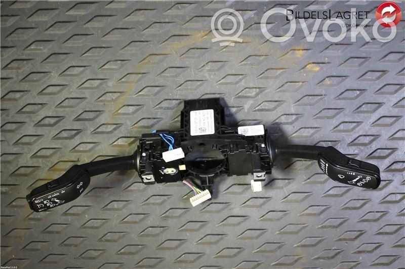 Skoda Octavia Mk3 (5E) Interruptor/palanca de limpiador de luz de giro 