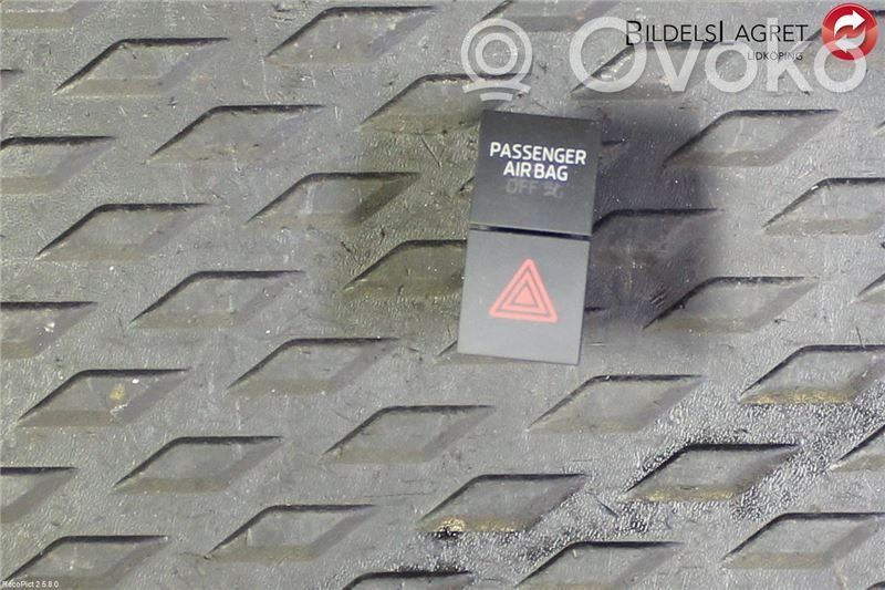 KIA Ceed Botón interruptor de luz de peligro 
