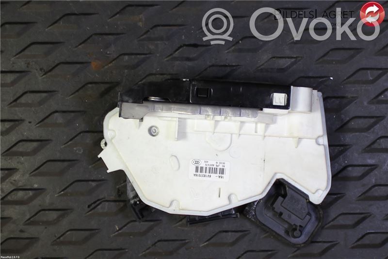 Skoda Fabia Mk3 (NJ) Zamek drzwi przednich 