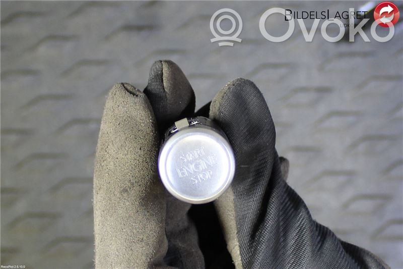 Volkswagen PASSAT B8 Moottorin start-stop-painike/kytkin 