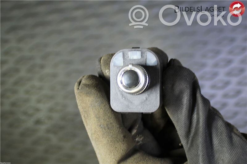 Audi A4 S4 B8 8K Sivupeilin kytkin 