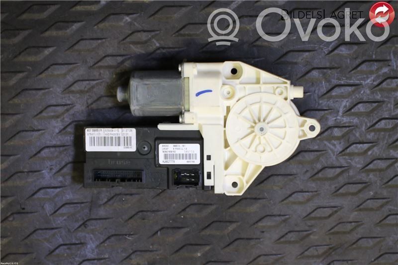 Renault Laguna III Silnik regulatora szyby drzwi przednich 