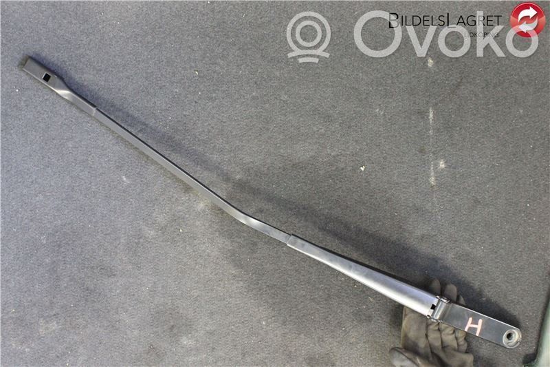 Audi A5 Ramię wycieraczki szyby przedniej / czołowej 