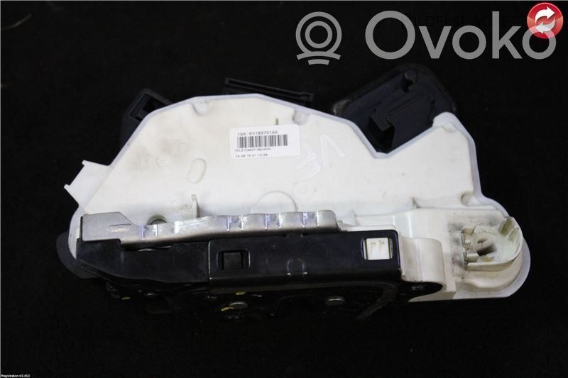 Audi A8 S8 D2 4D Zamek drzwi przednich 