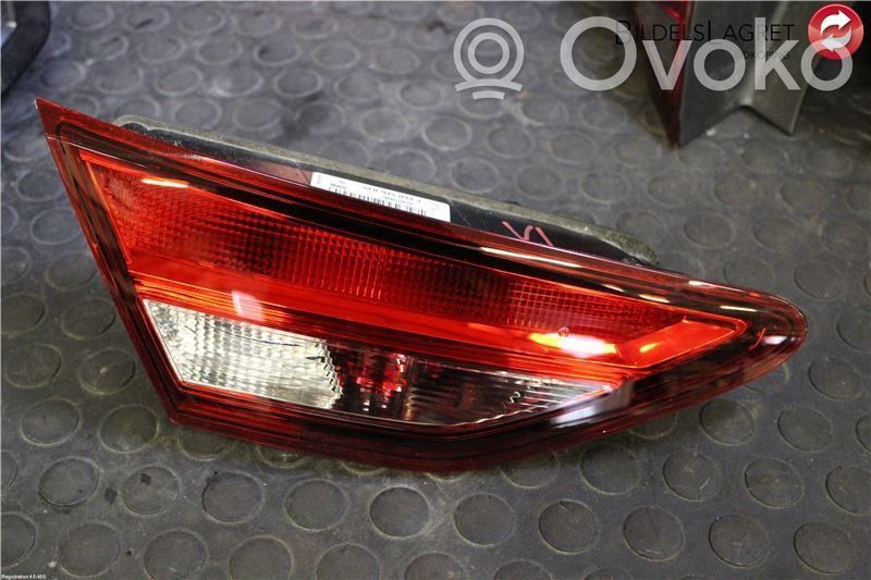 Peugeot 208 I Aizmugurējais lukturis pārsegā 