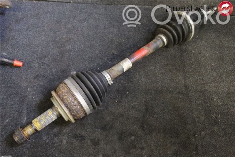 Toyota Auris E180 Priekinis pusašis 