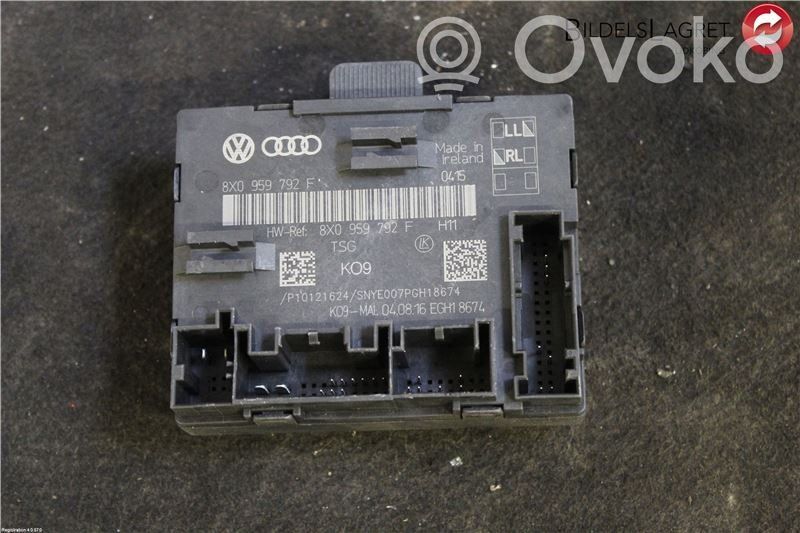 Audi A1 Unité de commande module de porte 