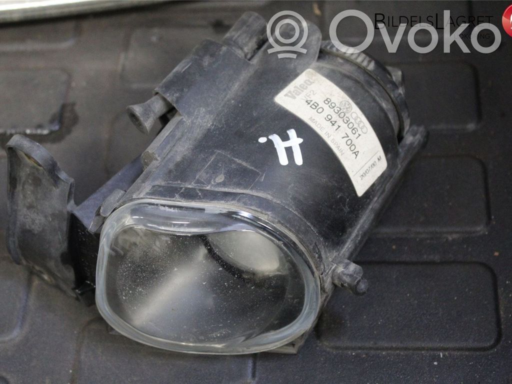 Miglas lukturis priekšā   4B0941700A,4B0941700A,4B0941700A