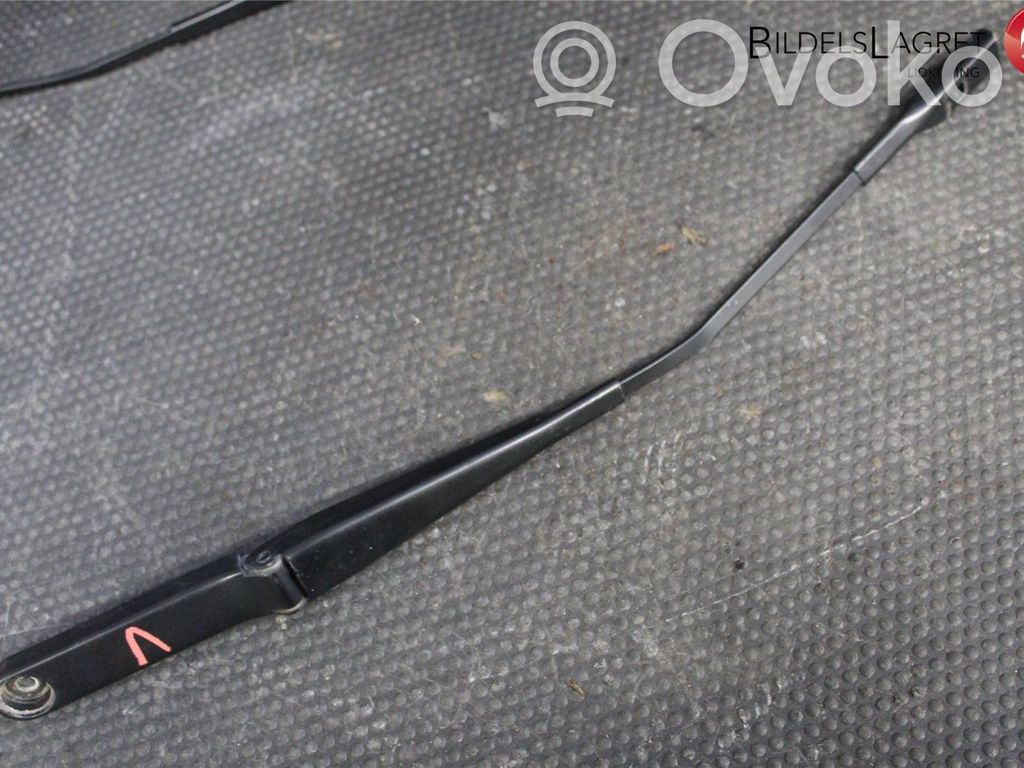 Audi A1 Wischerarm vorne 