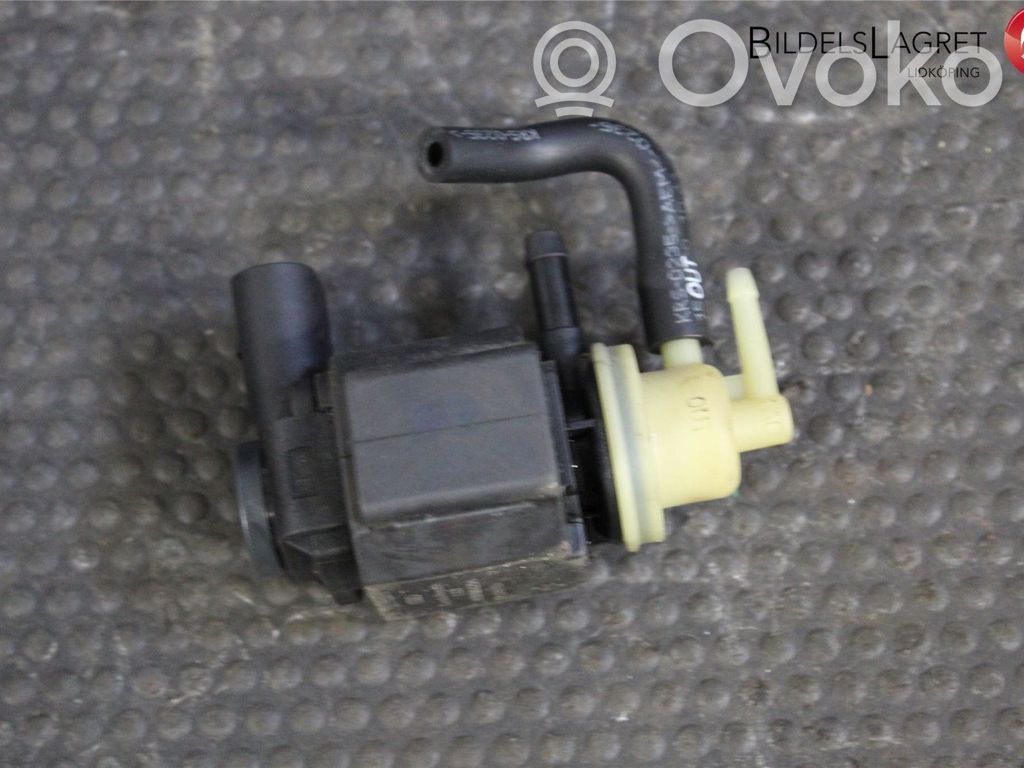 Volkswagen Touareg III Válvula de vacío 
