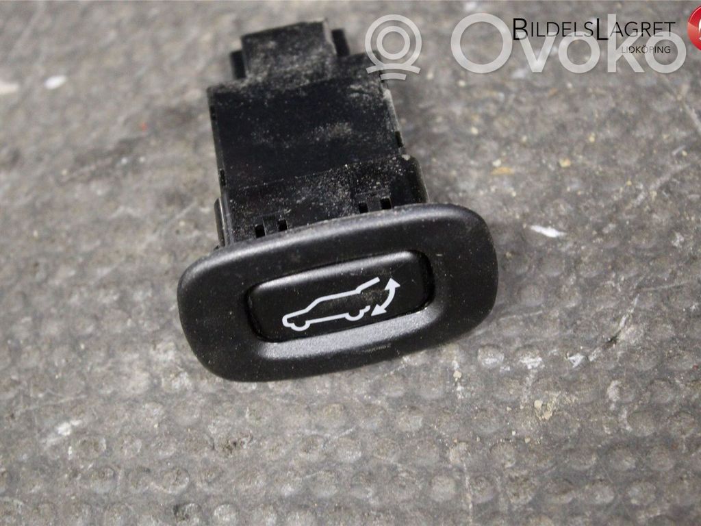 Tailgate/boot open switch button   8616A009,4E15,4E15