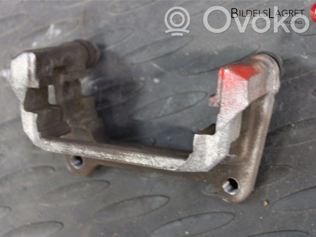Audi A4 S4 B9 Mocowanie / Zacisk hamulca tylnego 