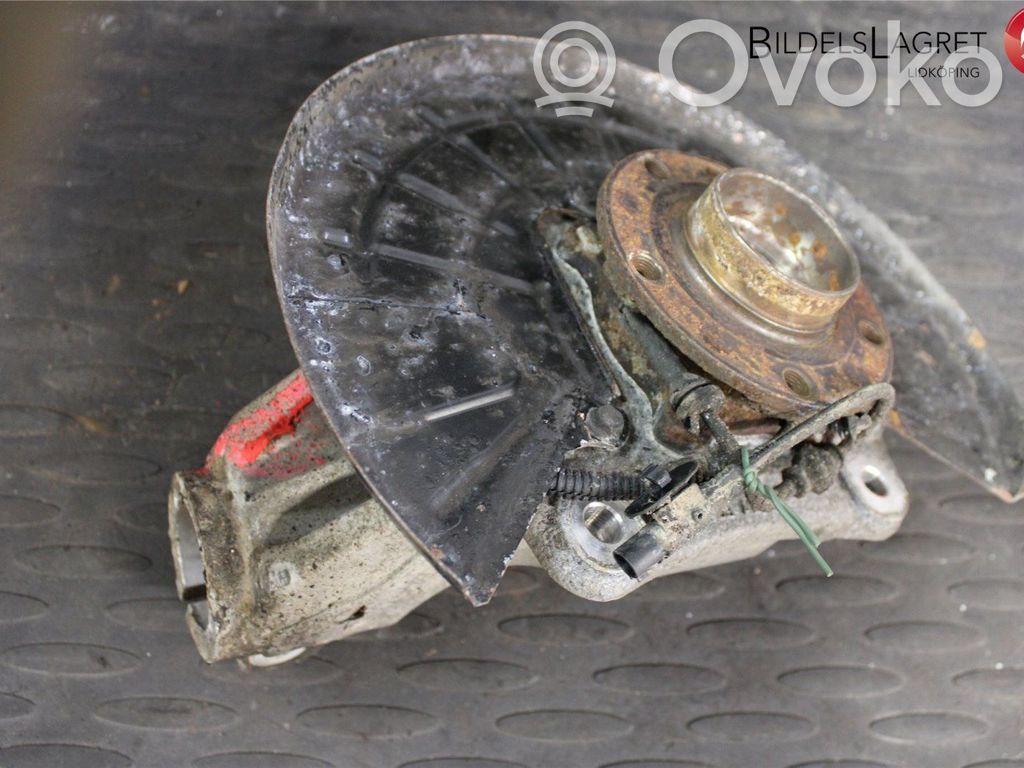 Jeep Cherokee Fuzetă butuc roată față 