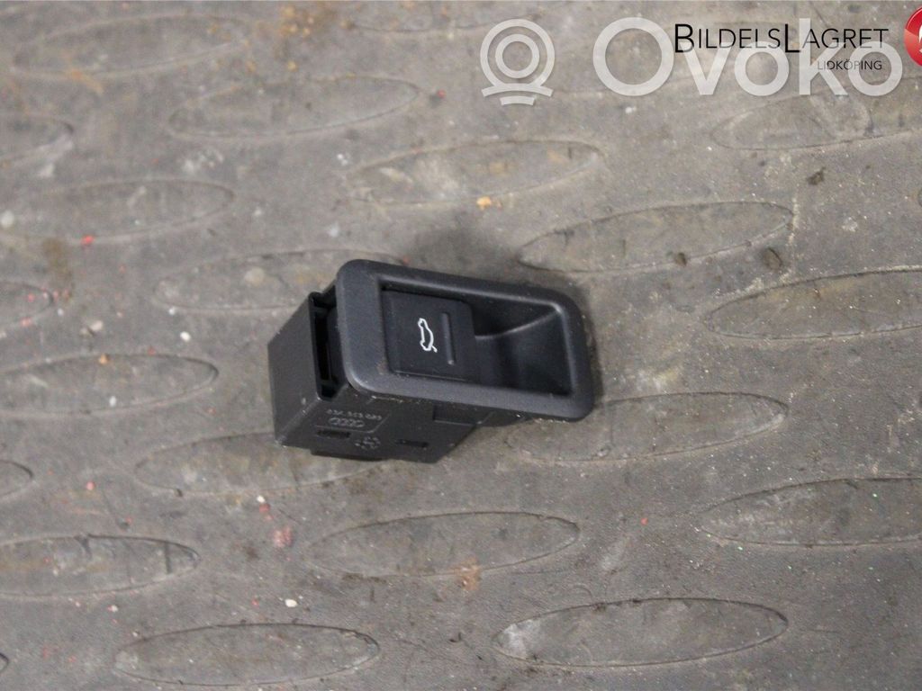 Audi Q3 F3 Botón interruptor de maletero abierto 