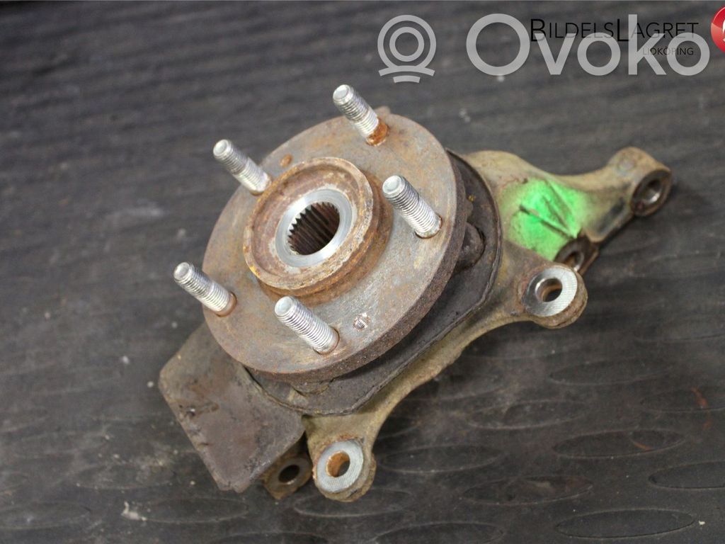 Hyundai i30 Achsschenkel vorne 