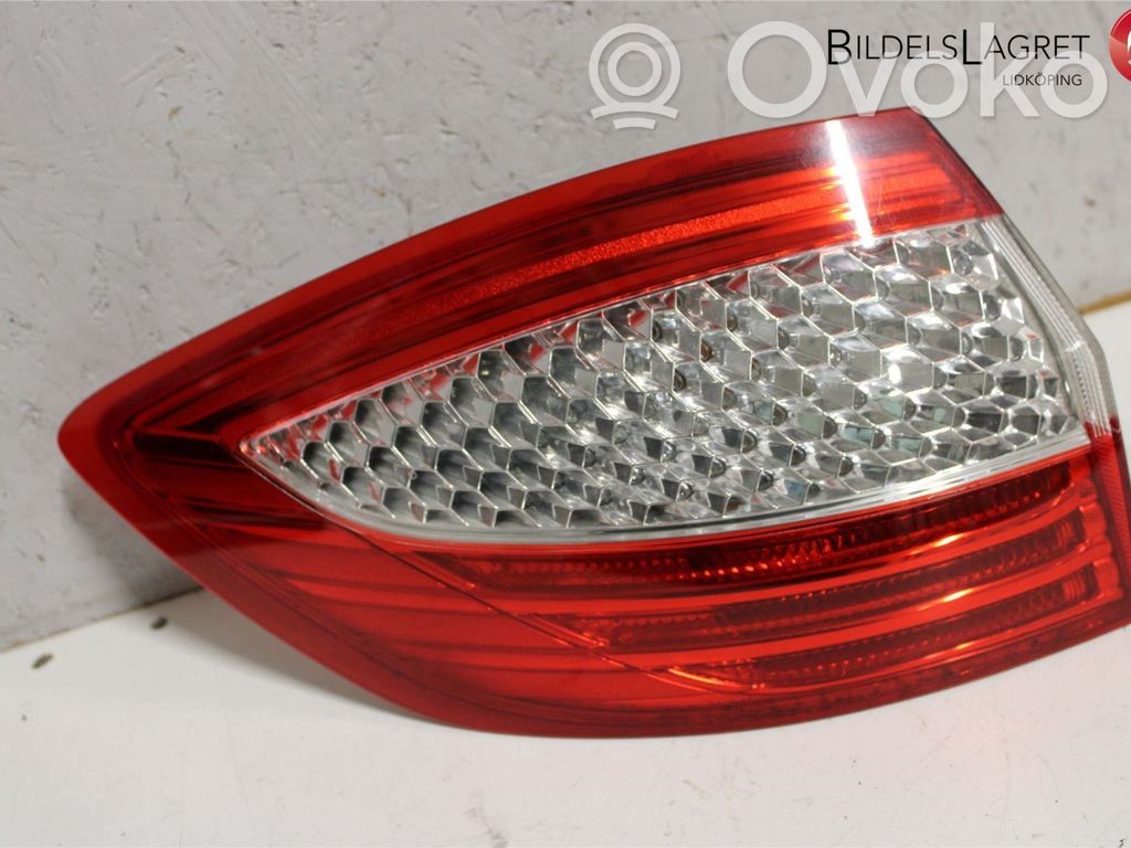 Ford Mondeo MK IV Lampa tylna 