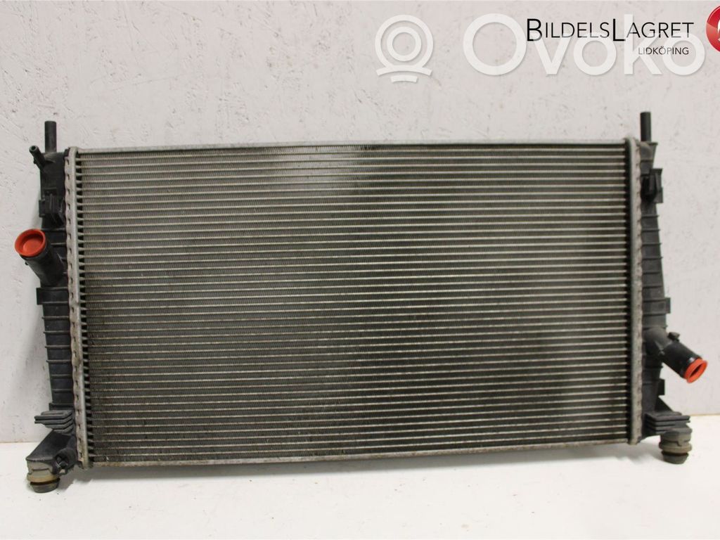 Coolant radiator   1897406,3M5H8005RK,3M5H8005RK