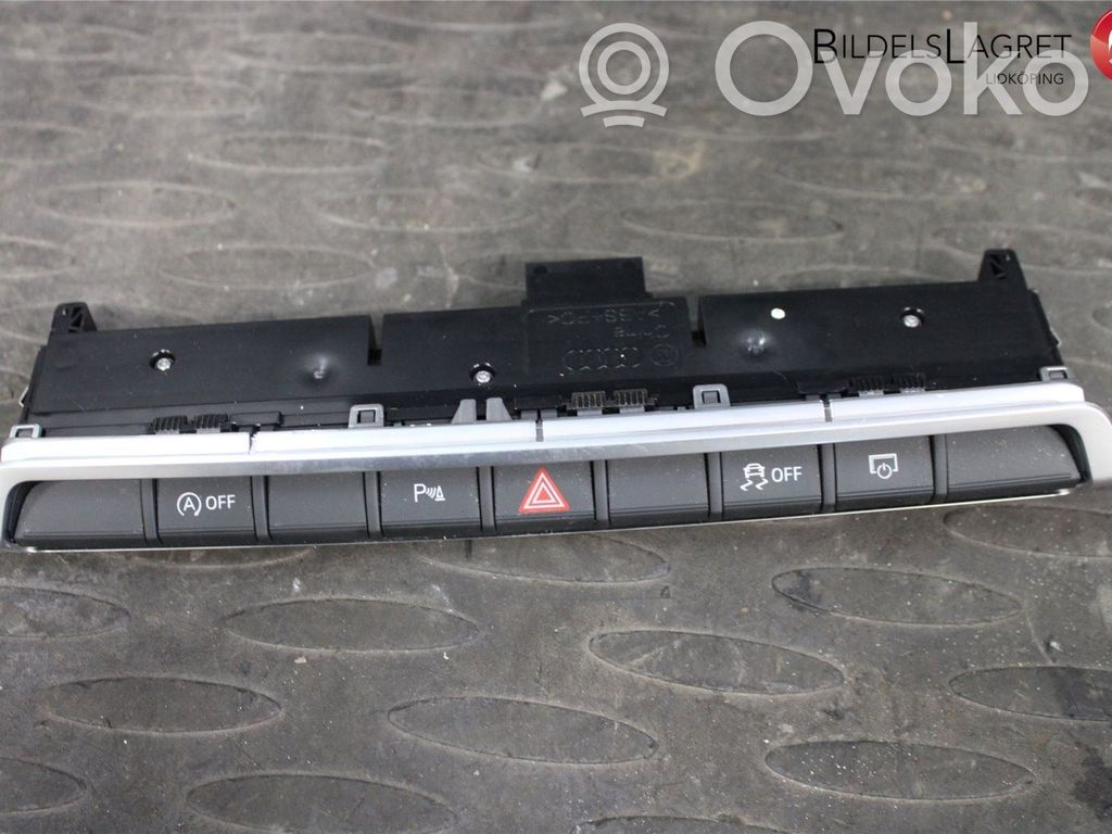 Audi Q2 - Botón interruptor de luz de peligro 