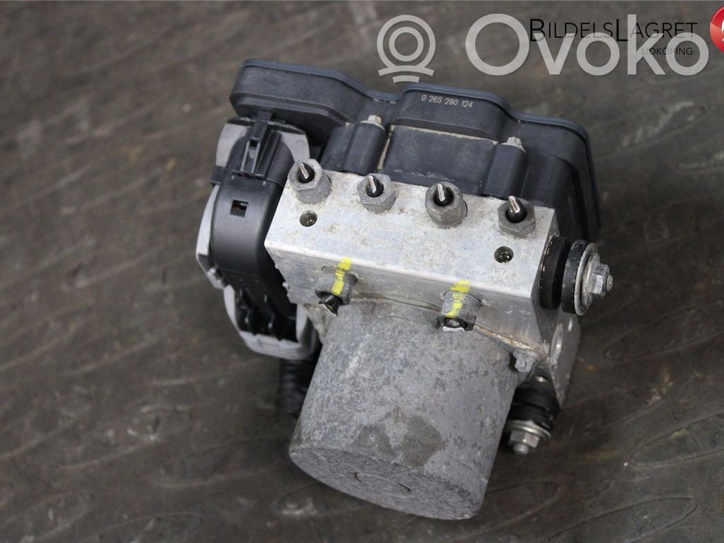 Iveco Daily 6th gen Bomba de ABS 