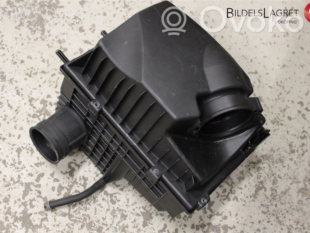 Opel Movano B Air filter box 