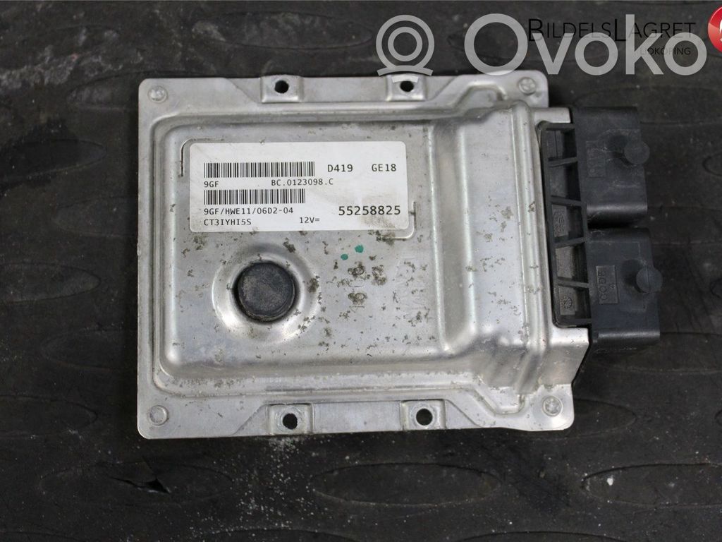 Fiat 500X Injection control unit/module 