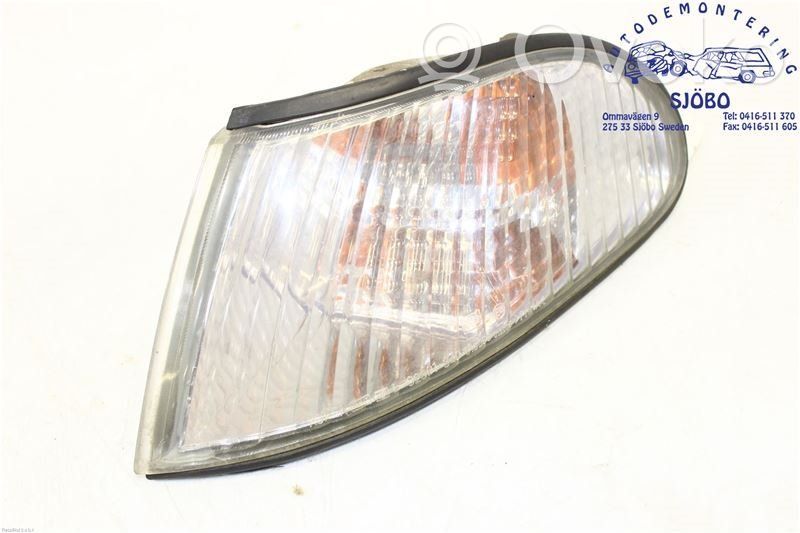 Hyundai Sonata Front indicator light 
