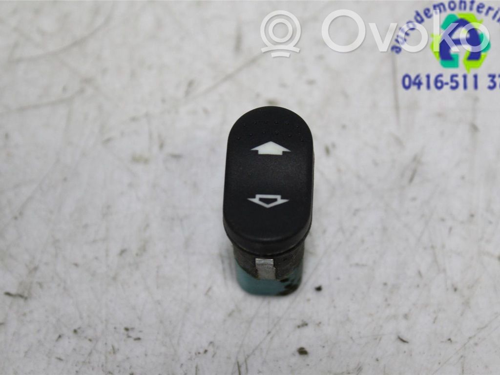 Electric window control switch   1383293,5C1T14529AA