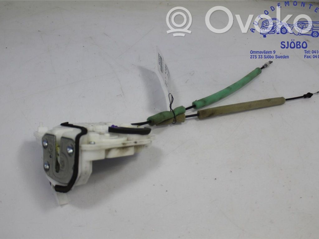 Mazda 3 III Rear door lock 
