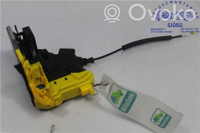 Priekšpusē slēdzene   81310A2400,81310A2400LAJ,81310A2400LAJ