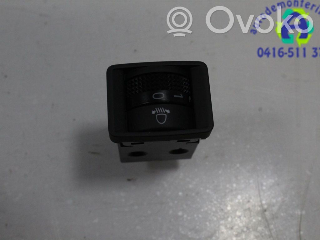Nissan Note (E12) Panel lighting control switch 