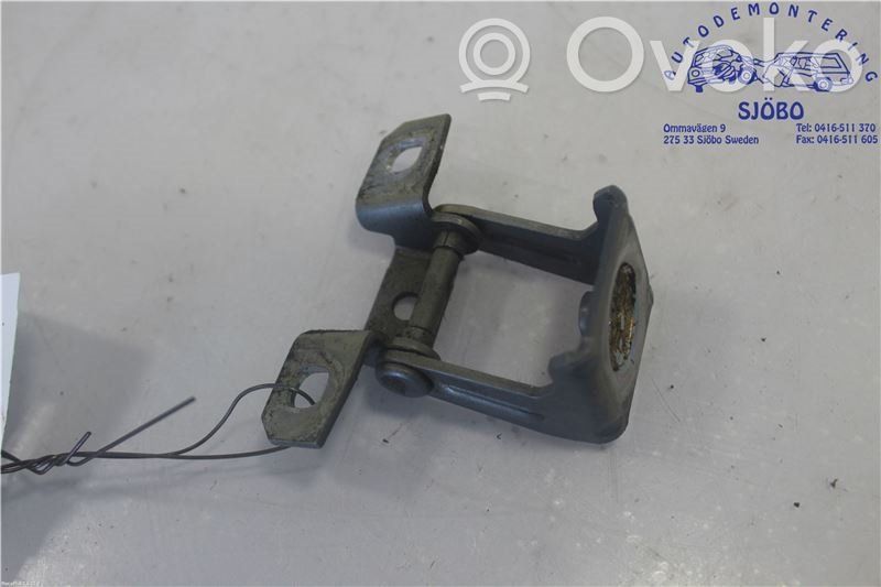 Ford Ka Tailgate/trunk/boot hinge 