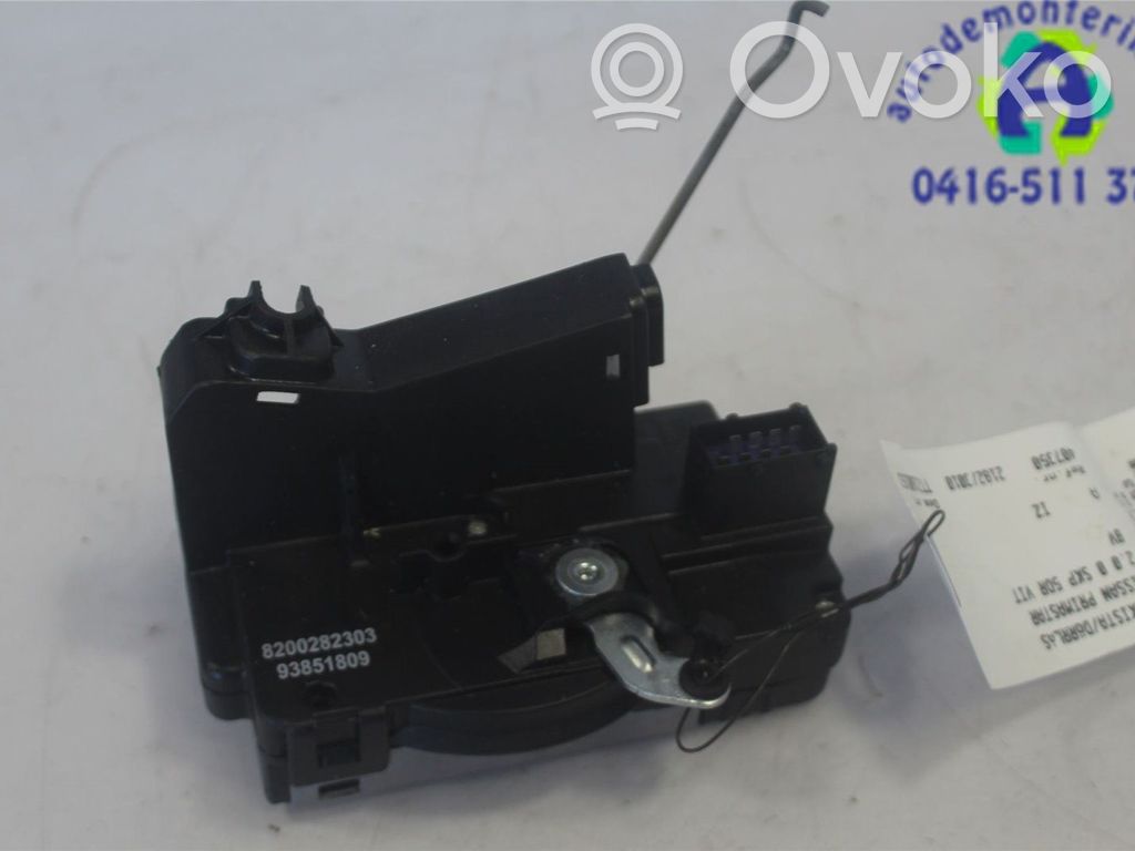 Nissan Primastar Zamek drzwi tylnych 