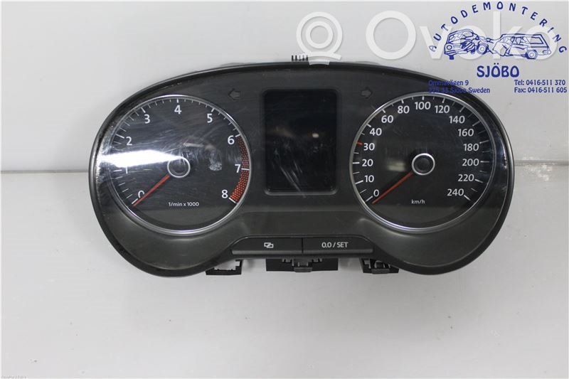 Volkswagen Polo V 6R Licznik / Prędkościomierz 