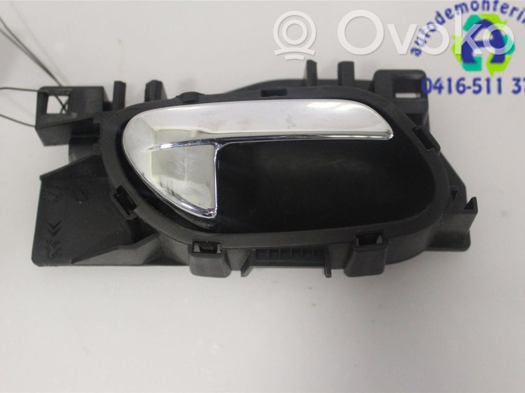 Front door interior handle   9144F9
