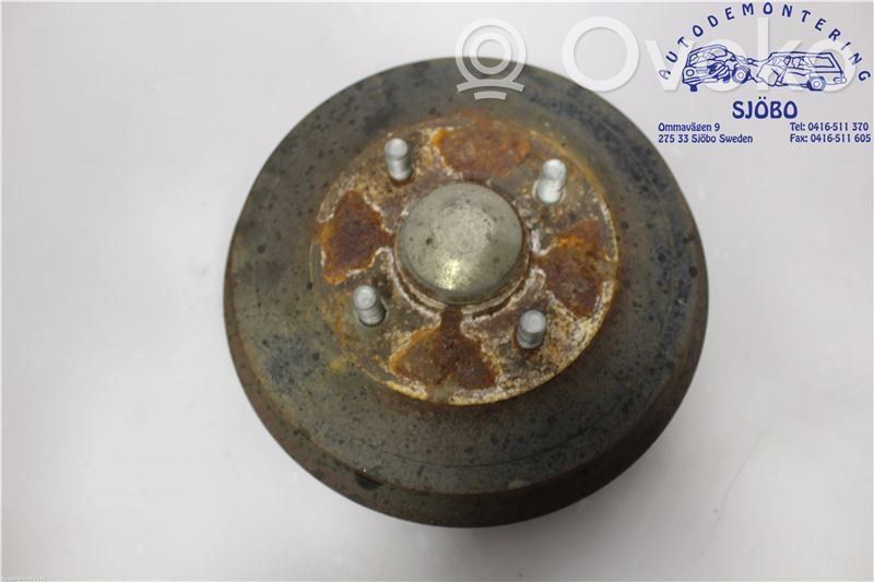 Nissan Note (E12) Rear wheel bearing hub 
