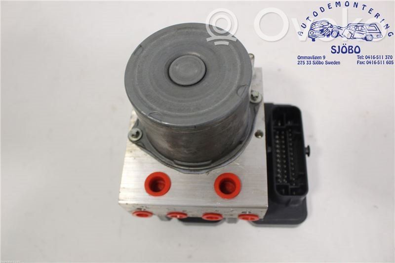 Mazda CX-3 ABS bloks 