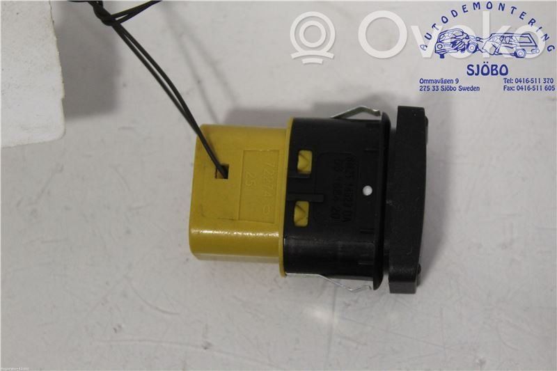 Interruptor del elevalunas eléctrico   1379197,6M2T14529DA,6M2T14529DA