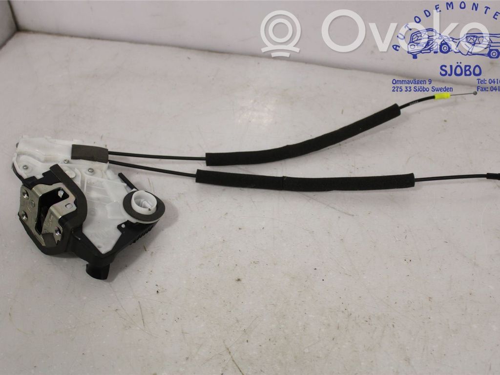 Subaru WRX STI Etuoven lukko 