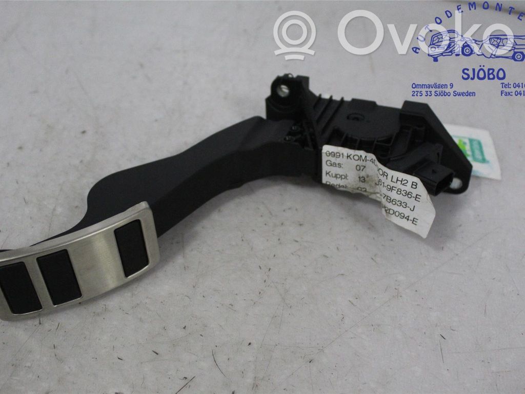 Ford Focus Accelerator throttle pedal 