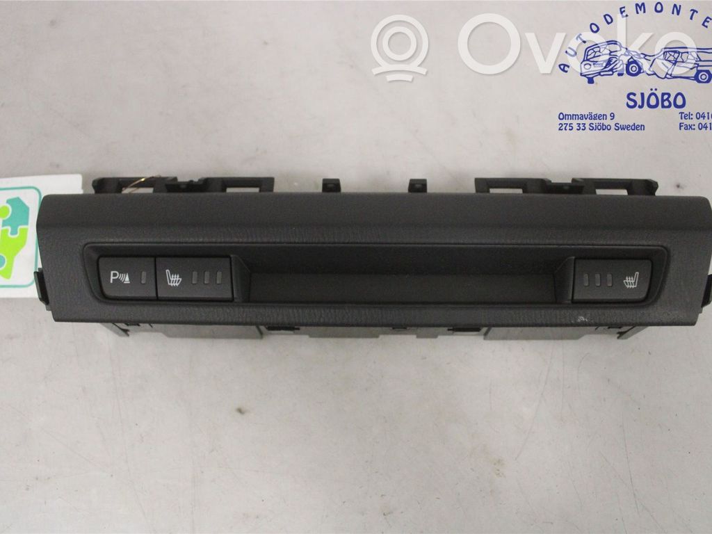 Mazda 3 III Seat heating switch 
