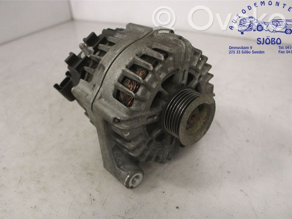 BMW 5 F10 F11 Ģenerators 