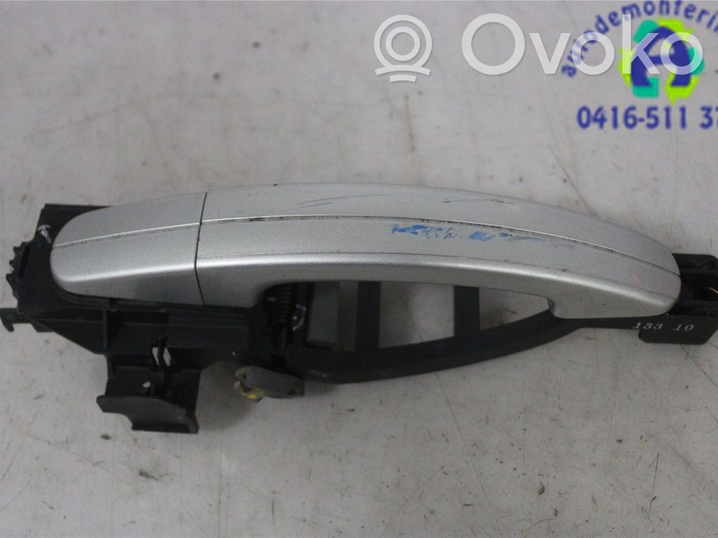 Manecilla externa puerta delantera   1305822,1480070,3M51R224A37